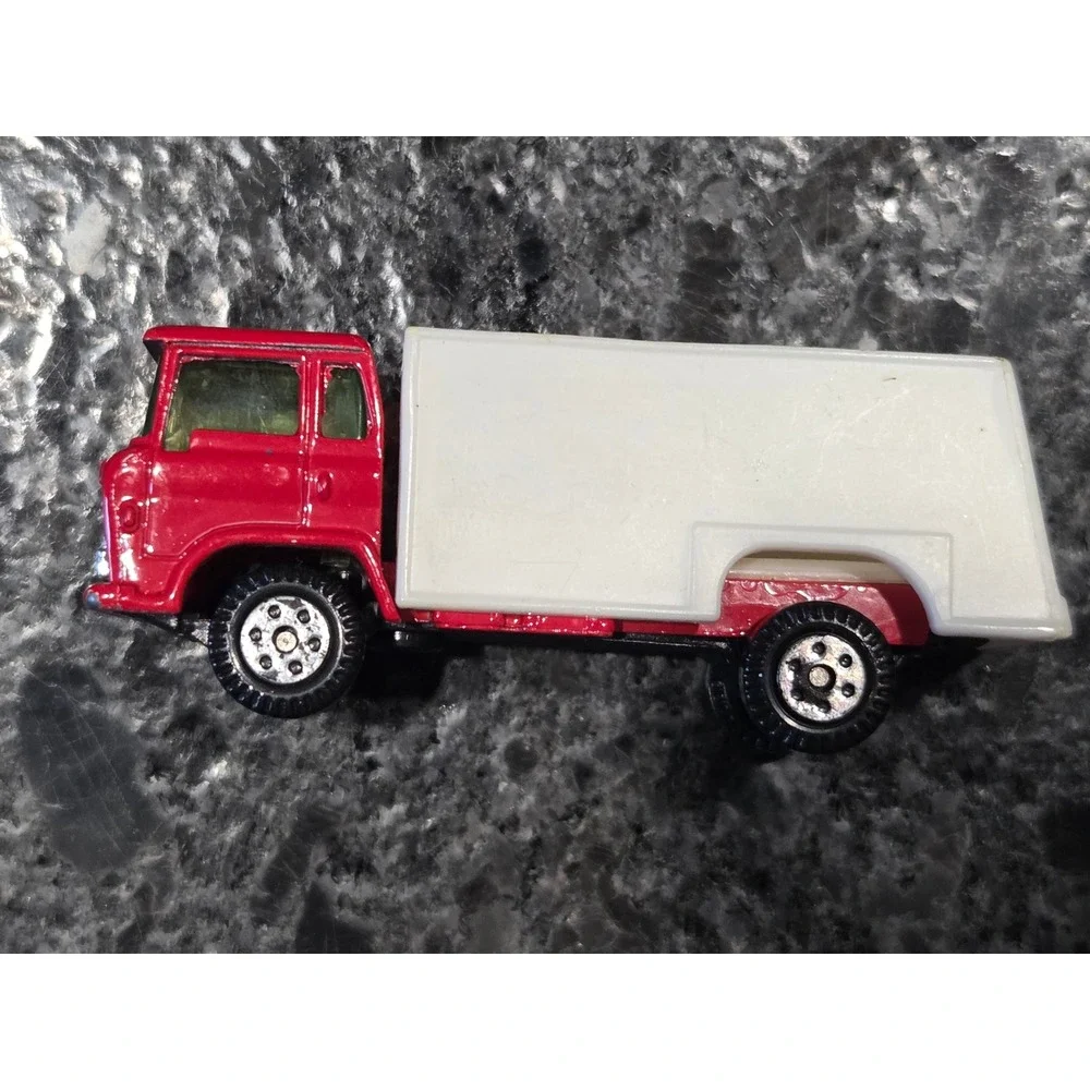 Vintage Diecast Truck Lot (5pcs) - Mister Softee, Yatming - Project Lot